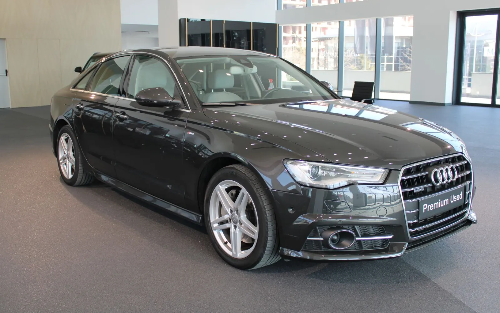 A6 3.0 TDI Quatrro S-Line, 1 од 4
