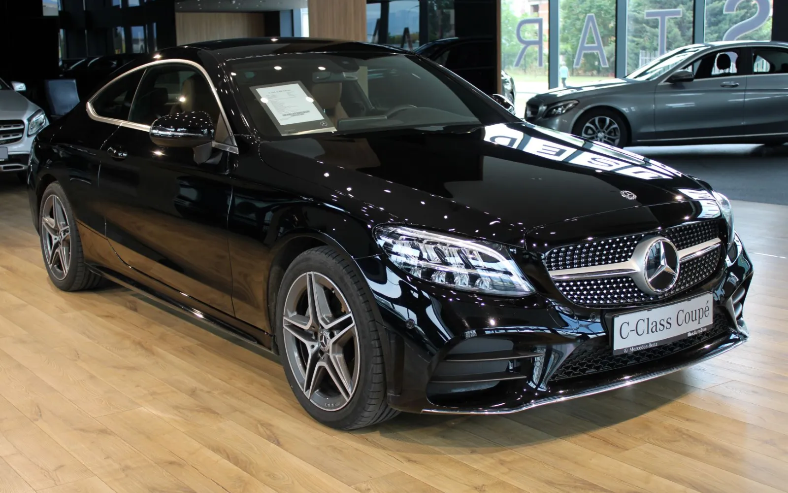 C 220d 4Matic Coupe, 1 од 4