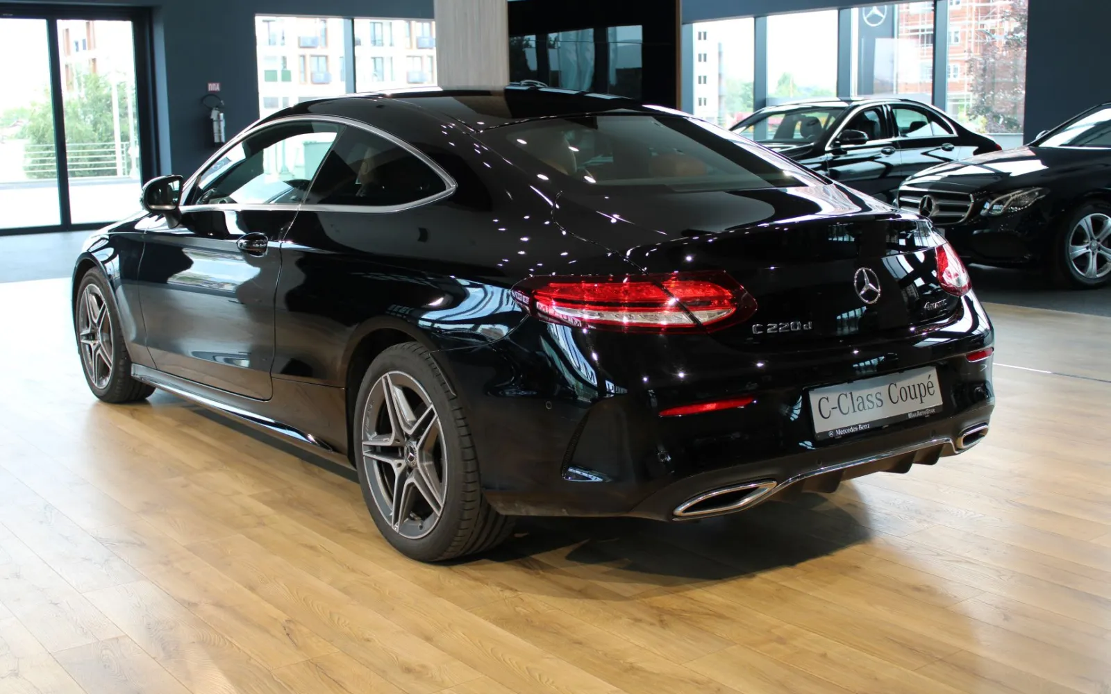 C 220d 4Matic Coupe, 2 од 4