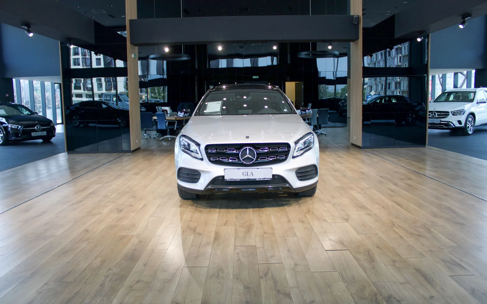 GLA 200, 3 од 4