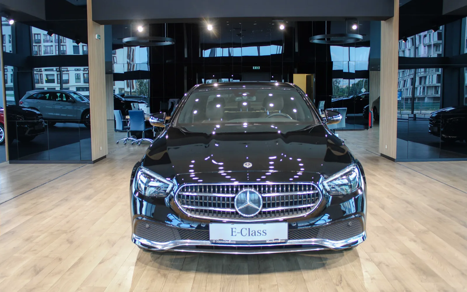 E 200 D, 4 од 4