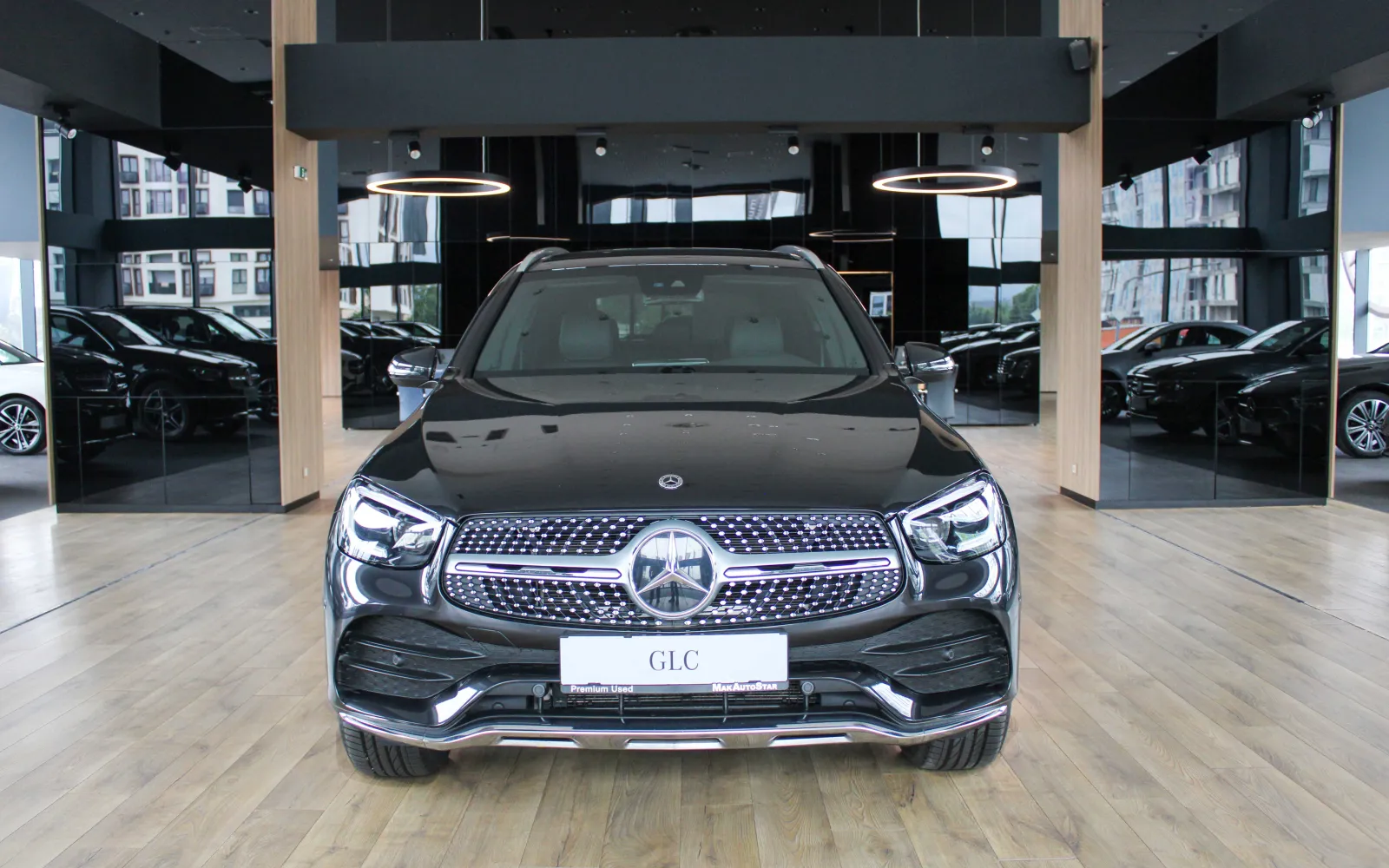 GLC 300e 4Matic, 4 од 4