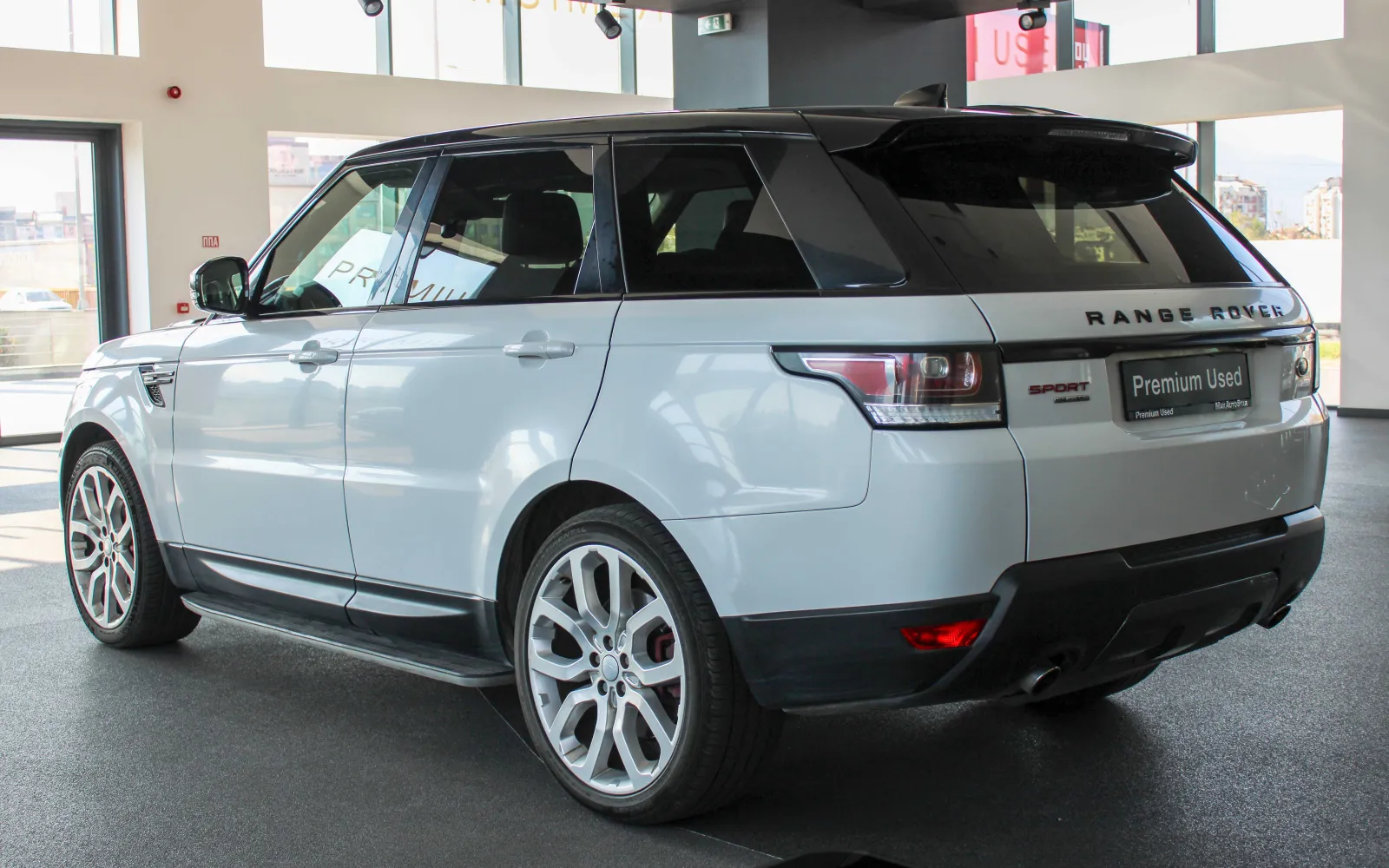 Range Rover Sport 3.0 SDV6, 2 од 4