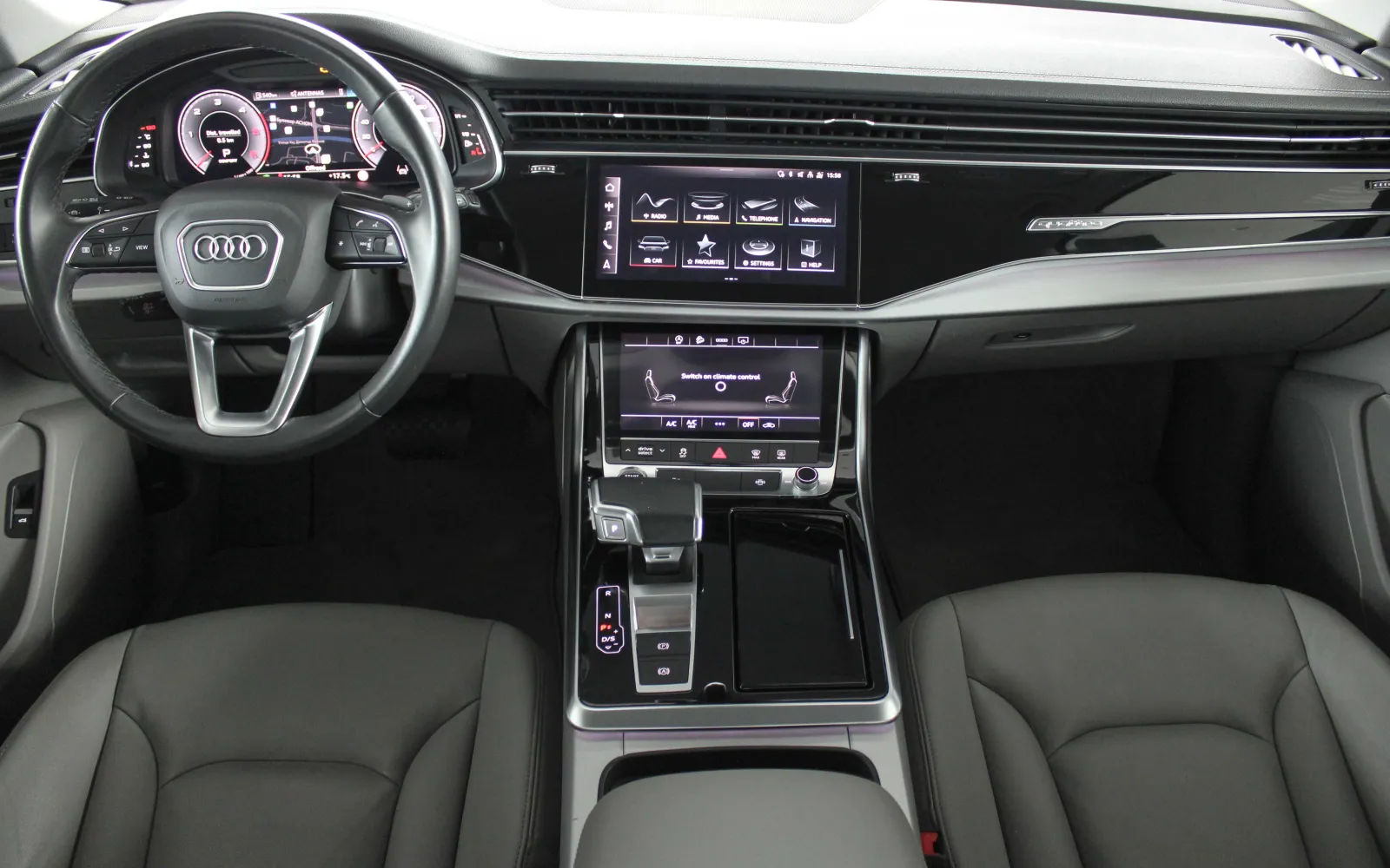 Audi Q7 45 TDI Quattro, 2 од 4